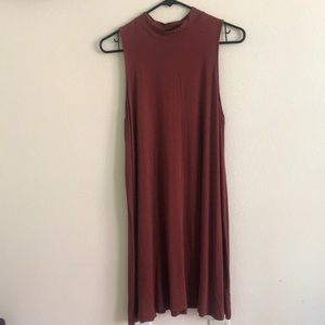 Mock neck sleeveless burgundy soft dress